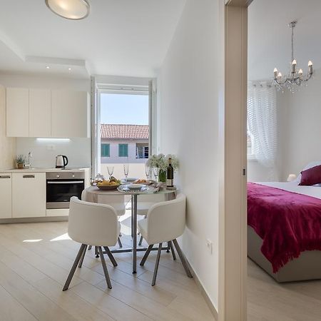 Central Boutique Apartments With Balconies, In Walking Distance To The Sea Zadar Eksteriør bilde