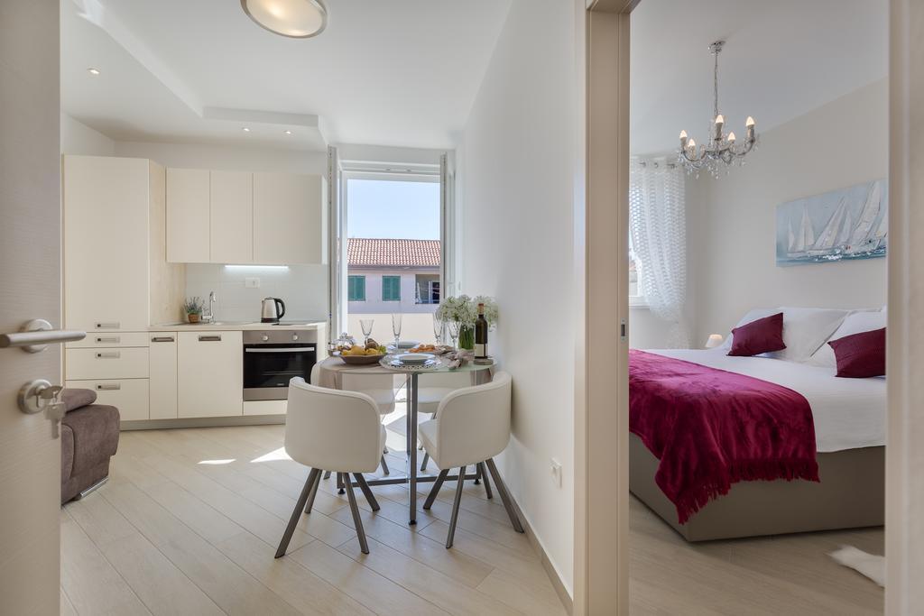 Central Boutique Apartments With Balconies, In Walking Distance To The Sea Zadar Eksteriør bilde