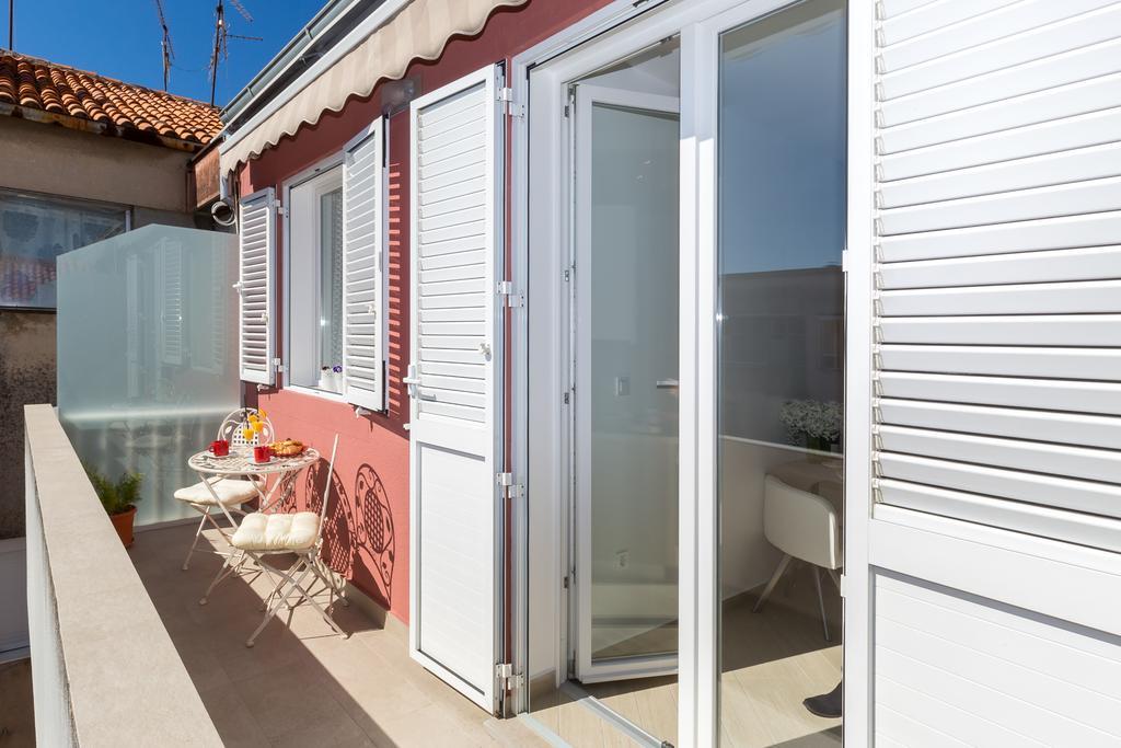 Central Boutique Apartments With Balconies, In Walking Distance To The Sea Zadar Eksteriør bilde